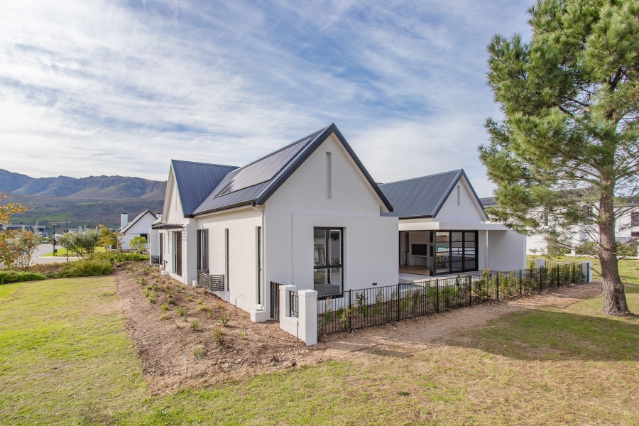 4 Bedroom Property for Sale in Pearl Valley at Val de Vie Western Cape